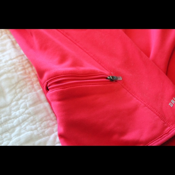 Nike Dri-fit Half Zip Hoodie - Picture 4 of 6